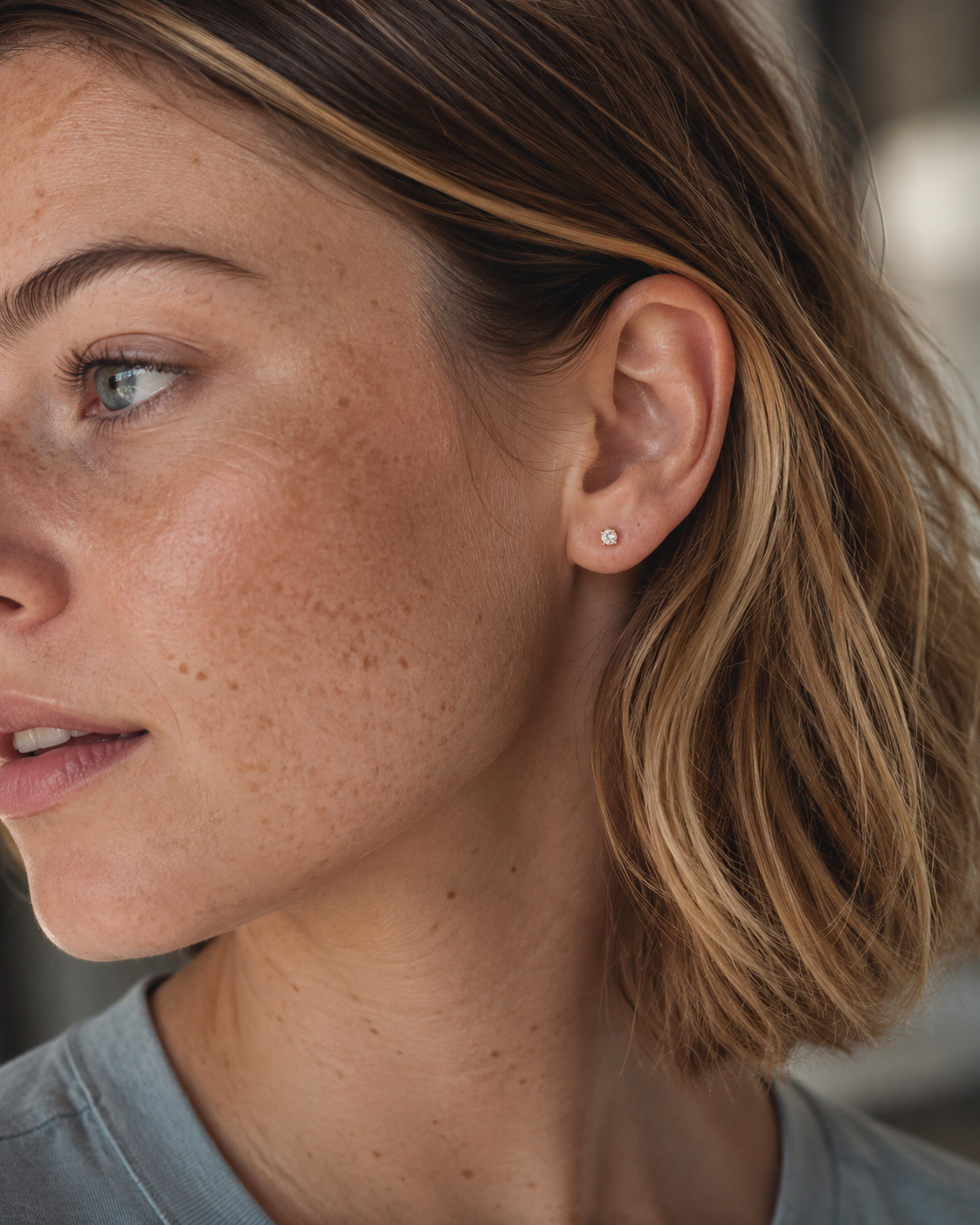 Lumi Stud Earrings
